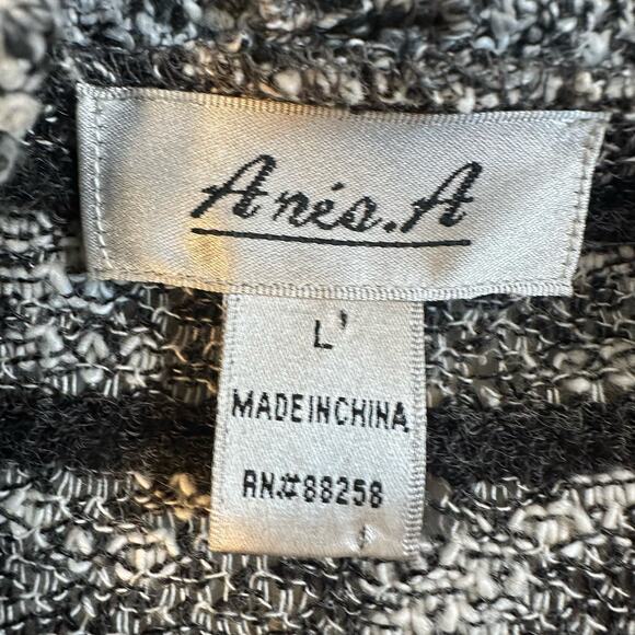 Anis.A Women's Gray Black Stretch Open Front Wrap Vest Sweaters Size Large - Picture 9 of 10